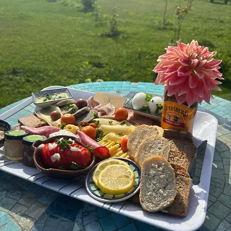 Ostoja Gora Kalwaria Zamek Krolowej Bony Caloroczne * Czersk