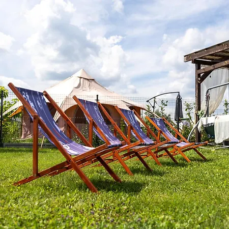 Ostoja Gora Kalwaria Zamek Krolowej Bony Caloroczne 度假居 Czersk